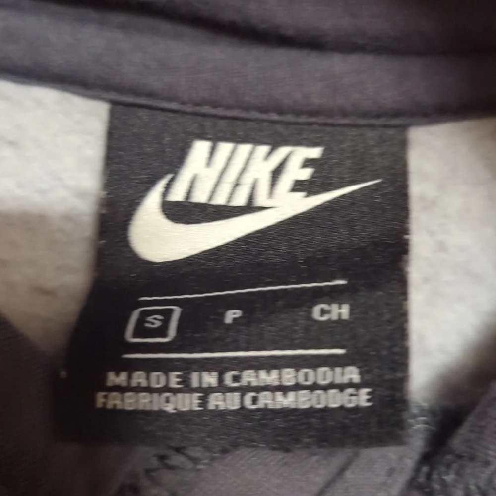 Nike Sportswear Camo-Print Fleece Hoodie Sweatshirt Size S Used Exc MSRP $65 - Picture 6 of 7